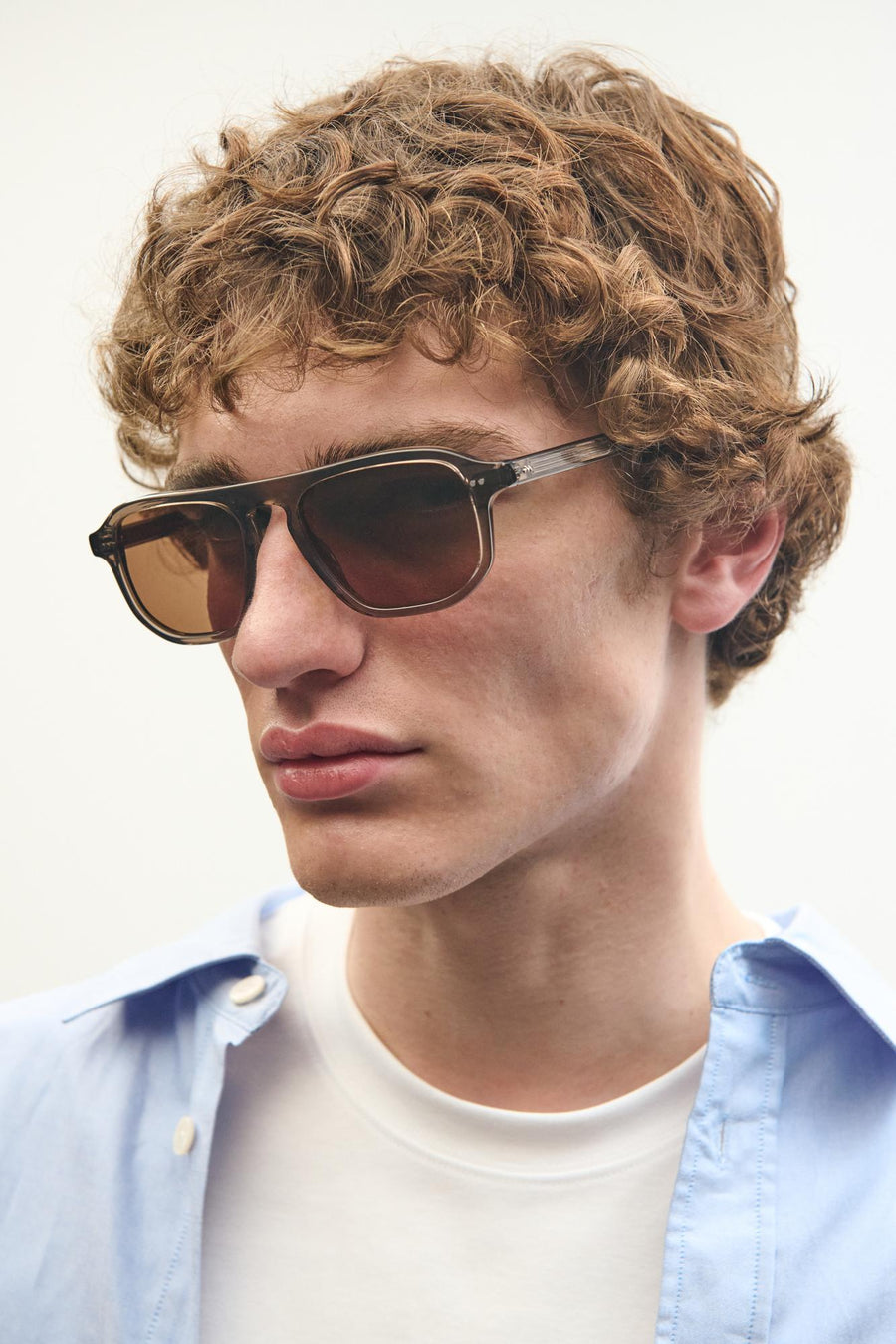 Alfred-sol-dark-khaki-01