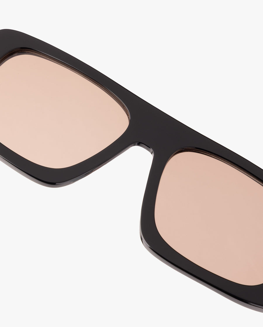 Finley-sol-Black-MMlight-brown-03