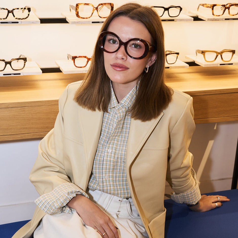 Style Talk con Lucía de Luis: cuando las gafas no te favorecen, te representan