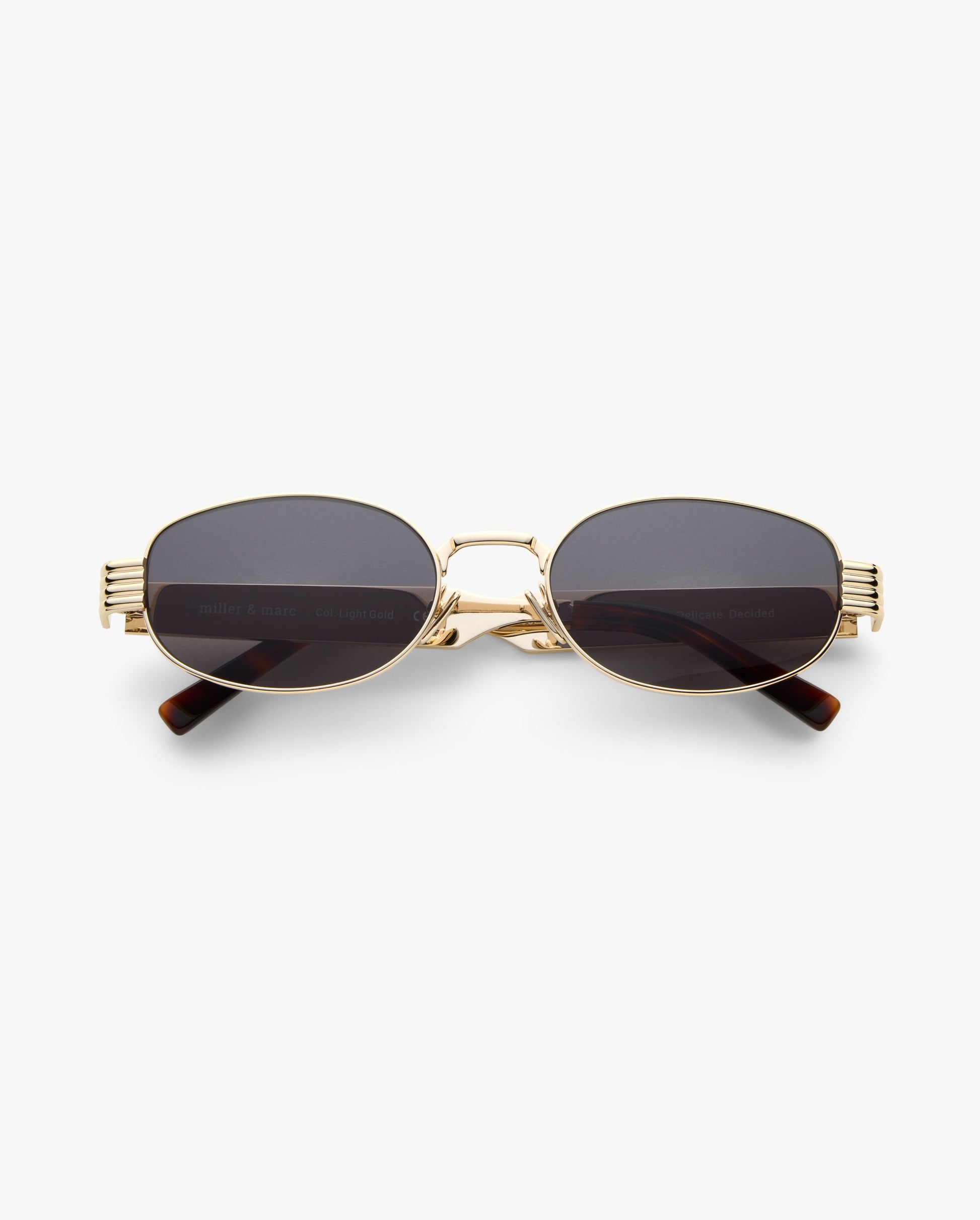 Avery-sol-light-gold_01