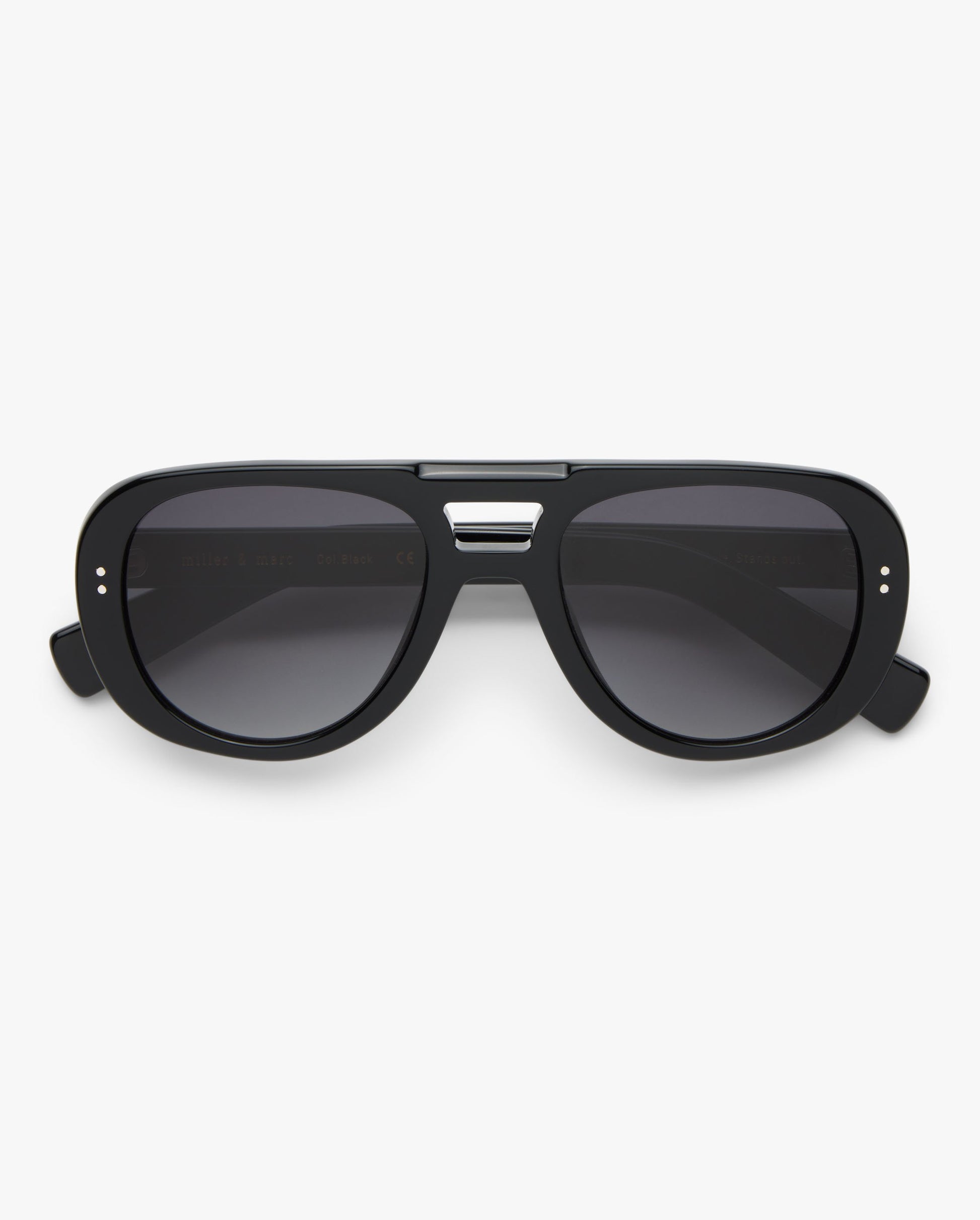 Cameron-sol-black_01