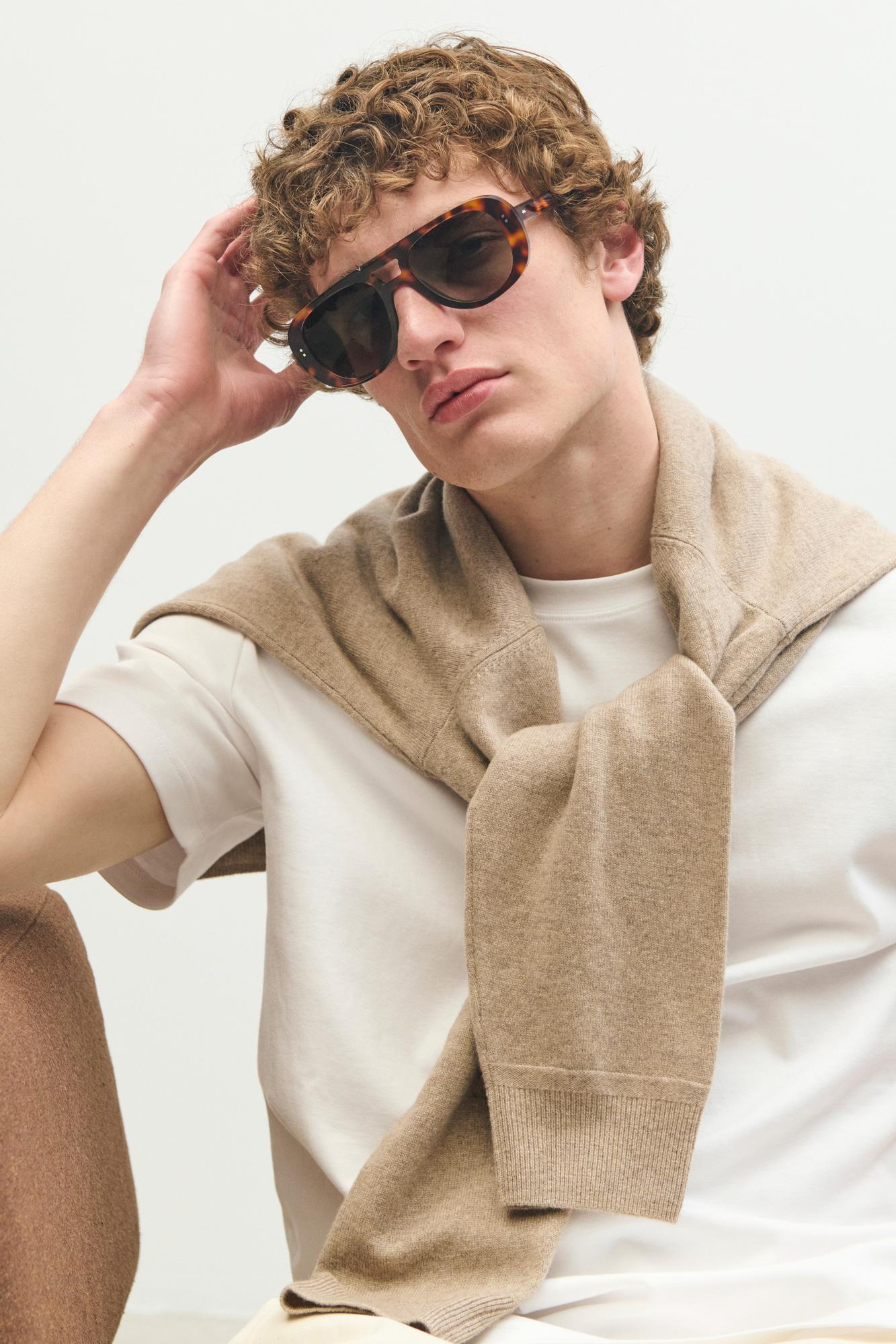 Cameron-sol-dark-turtle-10