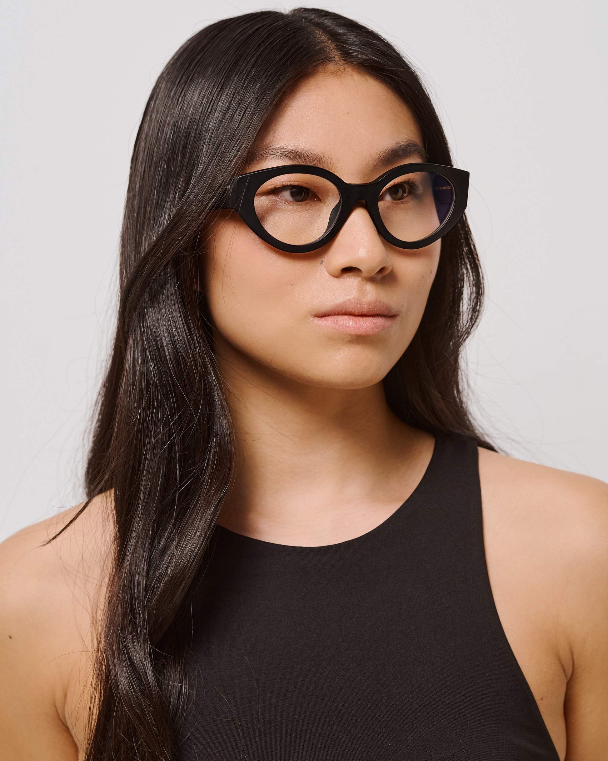 Ingrid-graduadas-Matte-Black-5 