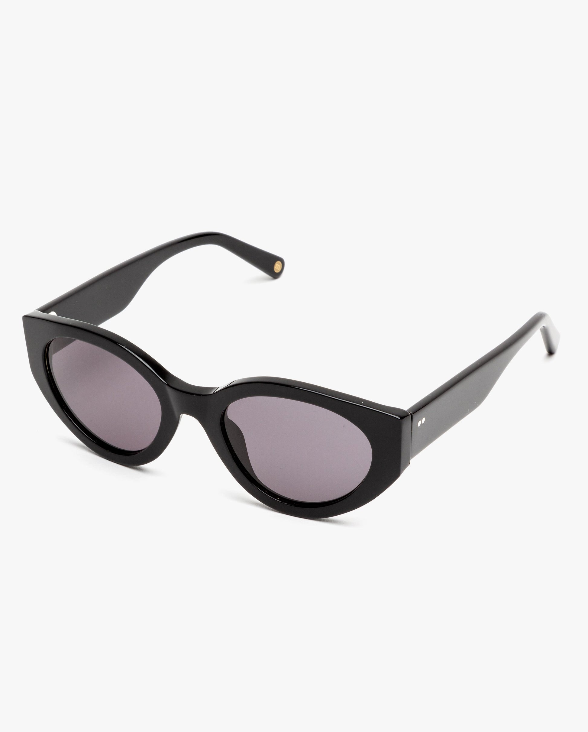 Ingrid-sol-Matte-Black-03