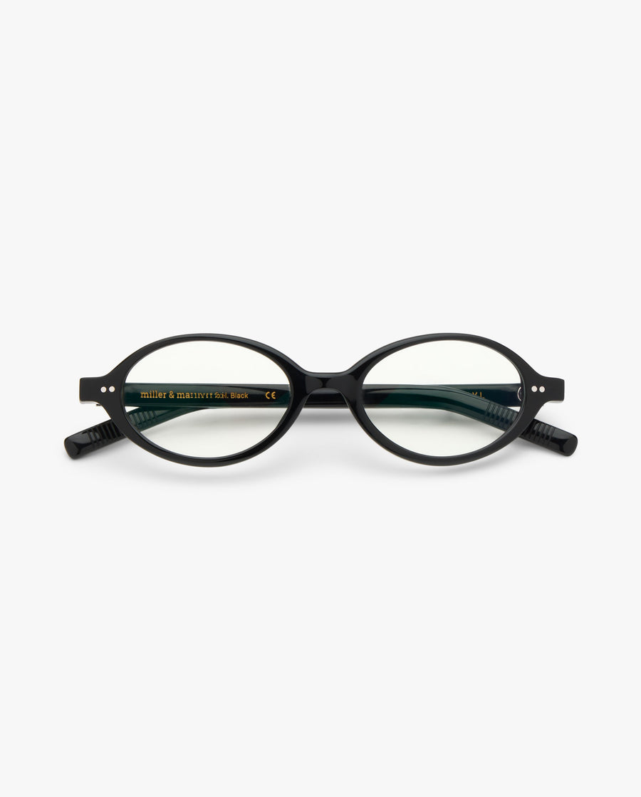 LilyL-Graduadas-Black_01