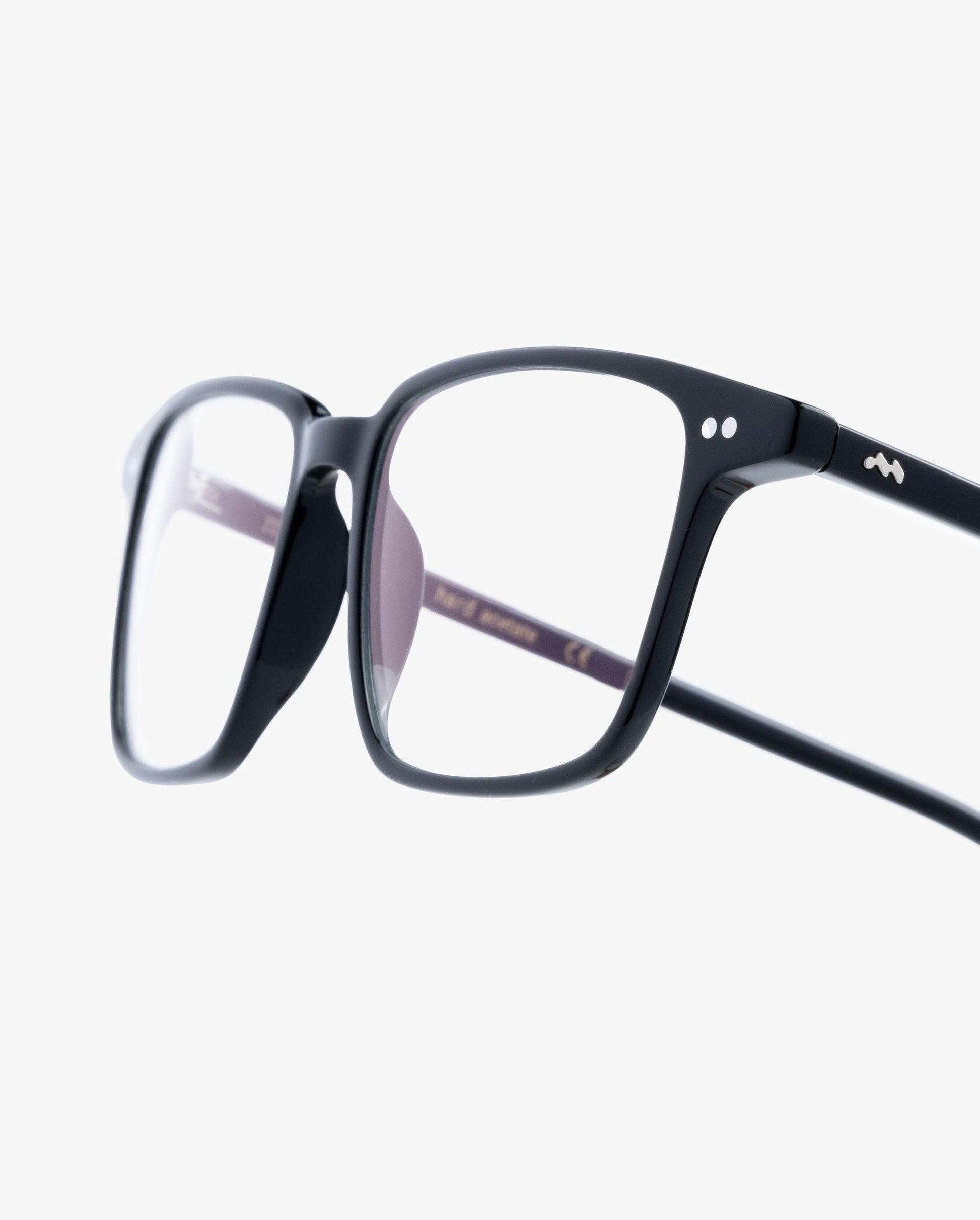 Mike-graduadas-black-02