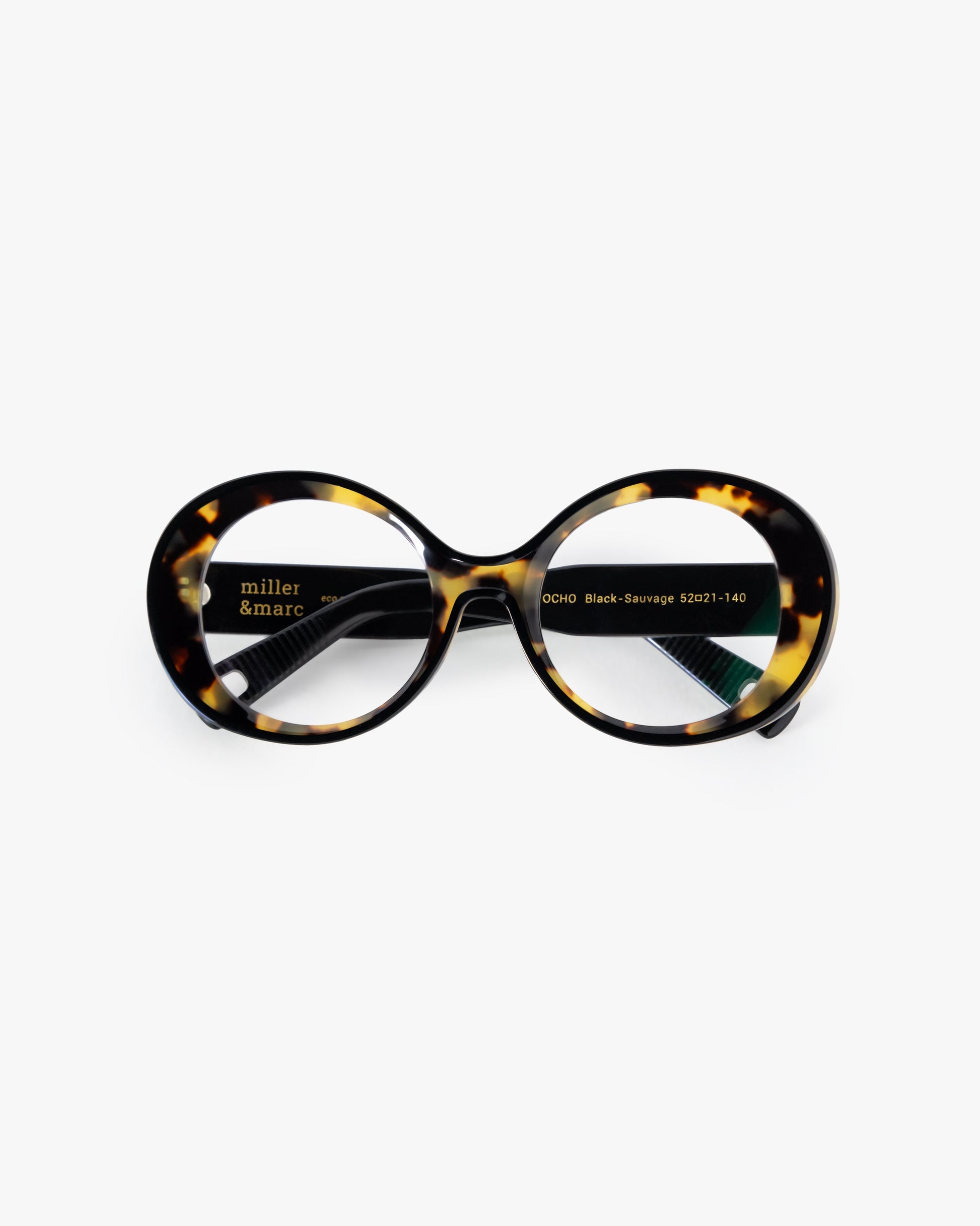 Ocho-graduadas-Black-sauvage-01