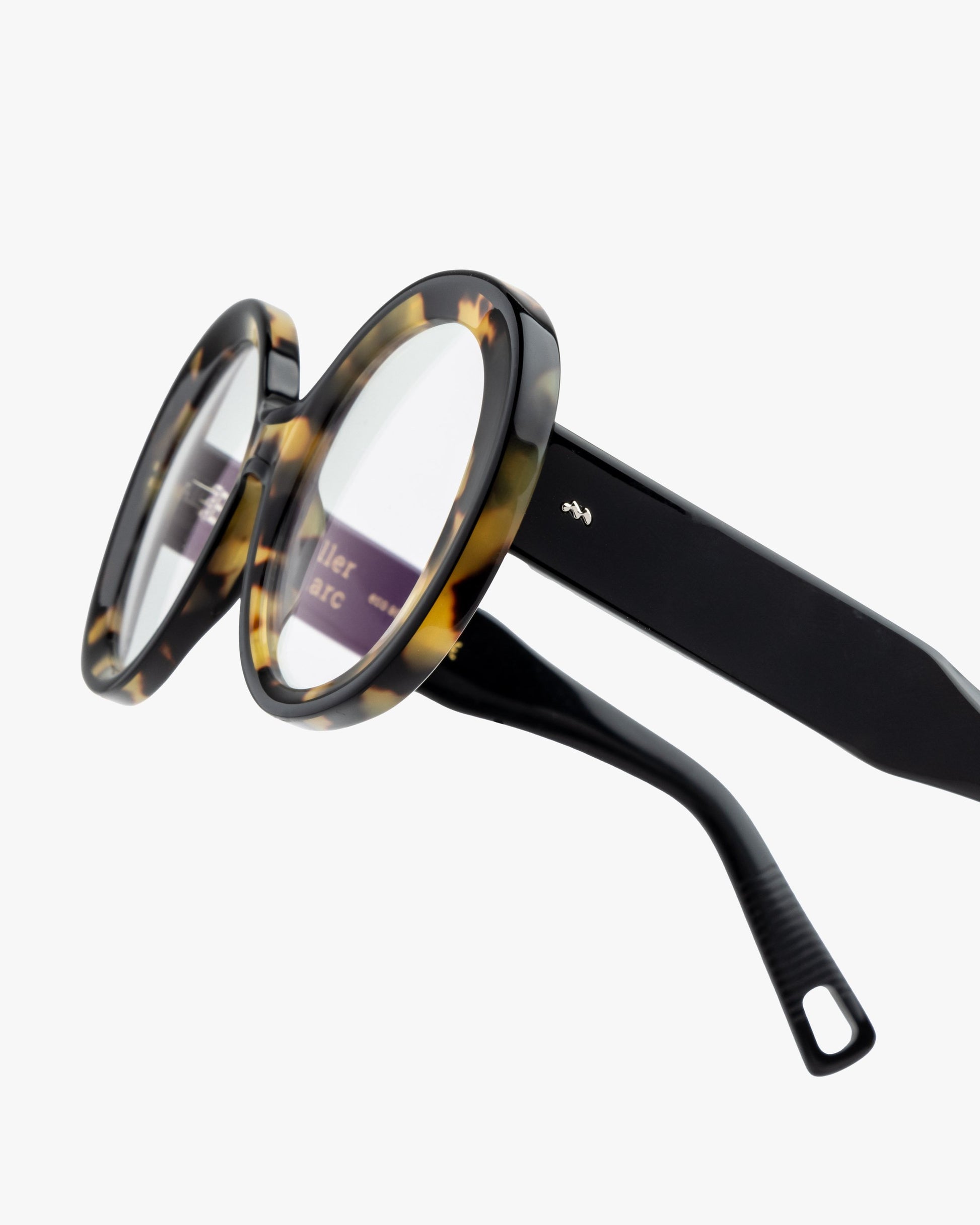 Ocho-graduadas-Black-sauvage-02-1
