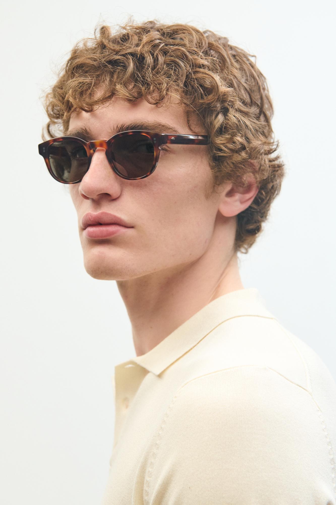 Spencer-sol-dark-turtle-solid-green-06_resultado