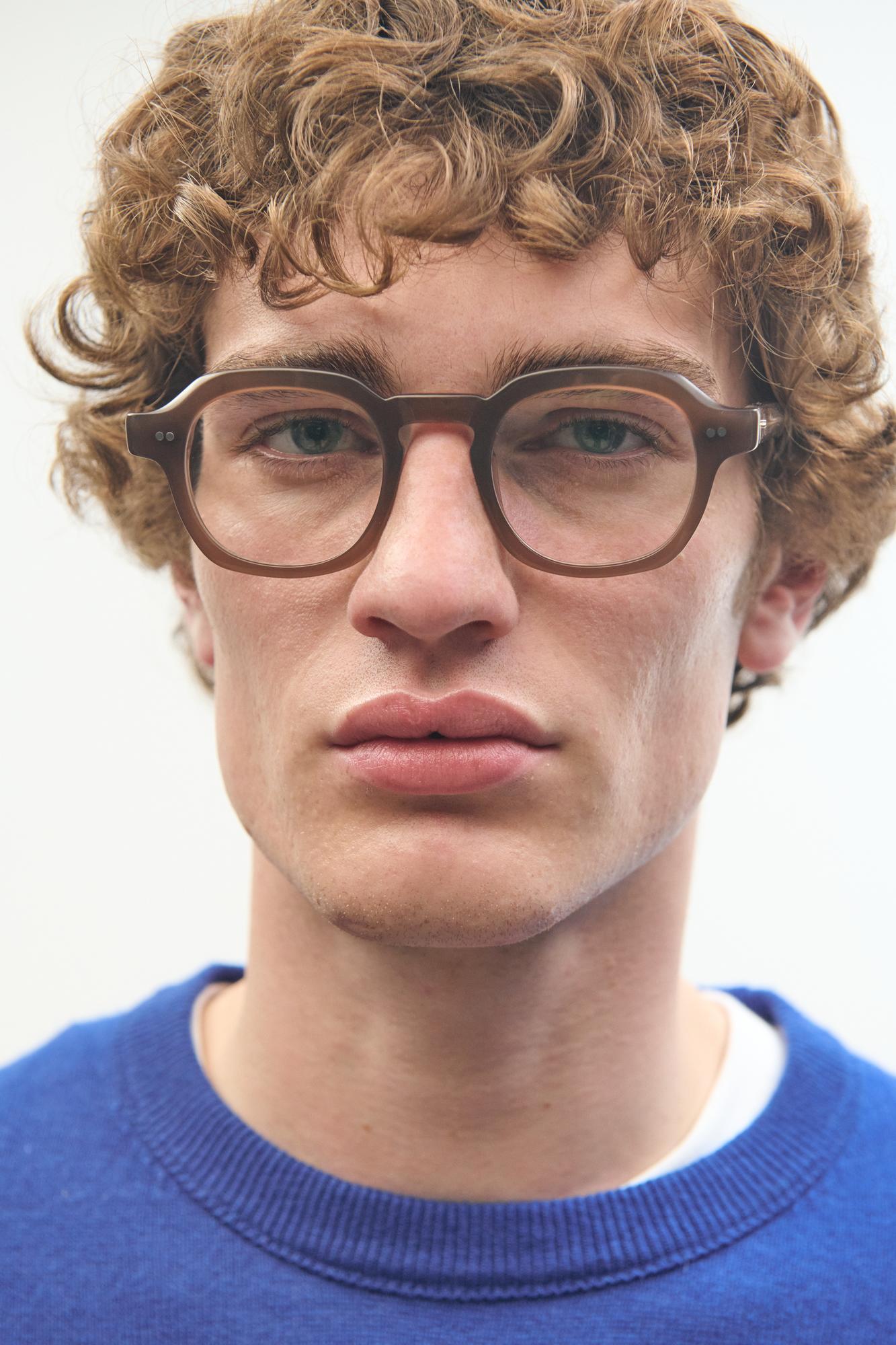 William-graduada-glazed-brown-06_resultado