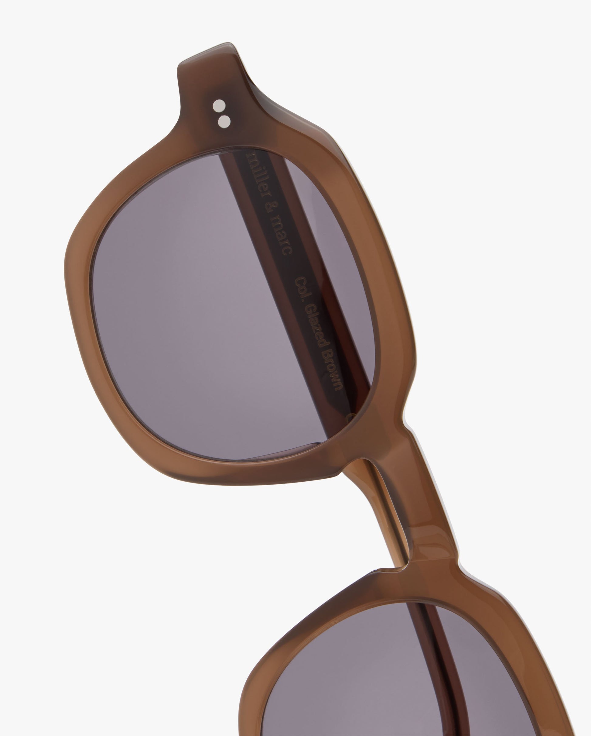 William-sol-glazed-brown_02