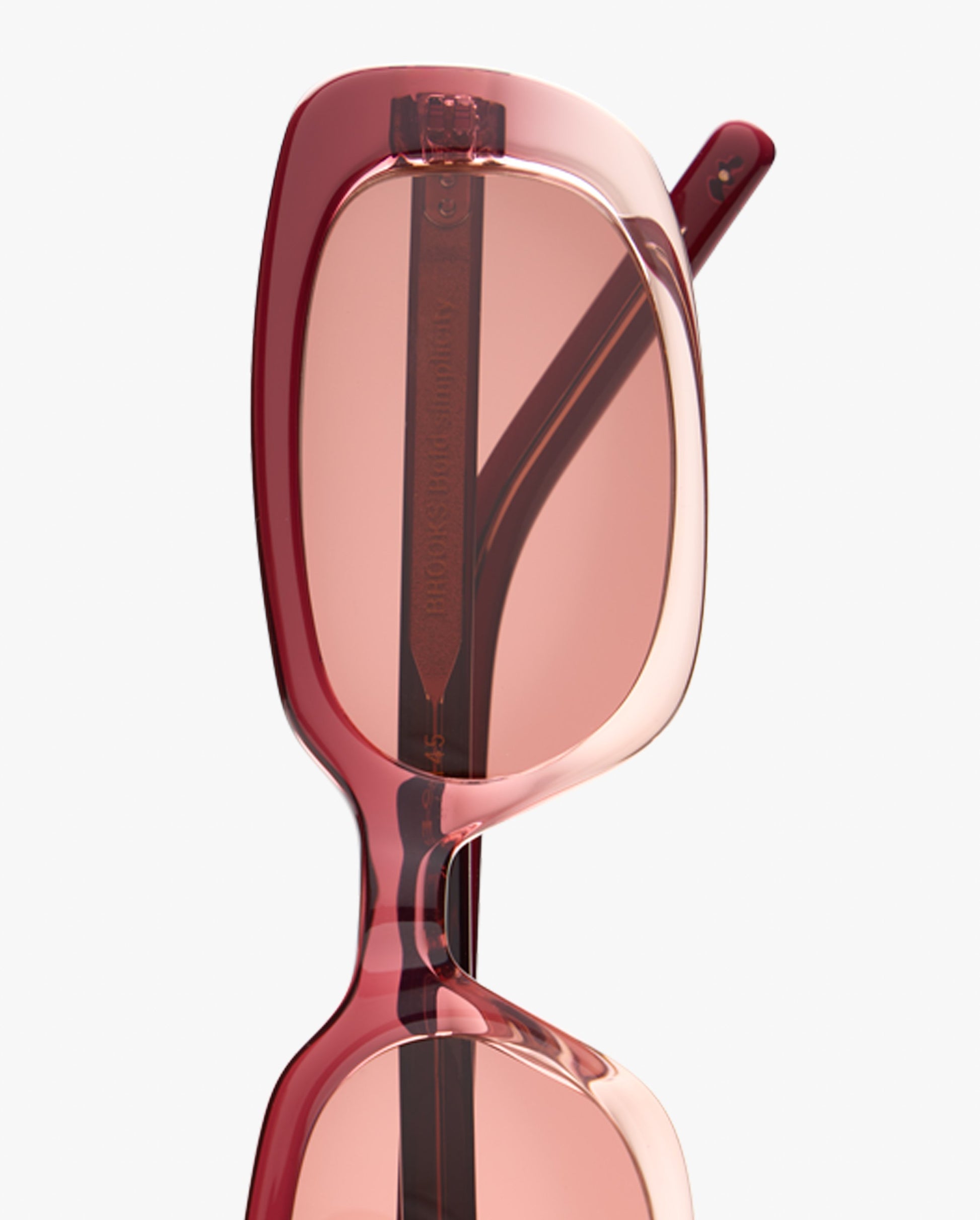 brooks-sol-gradient-merlot_02