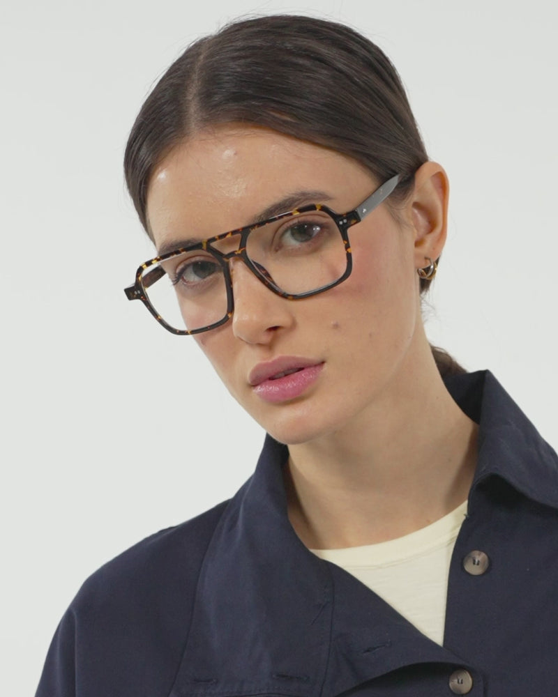 Sasha-graduada-dark-carey-09