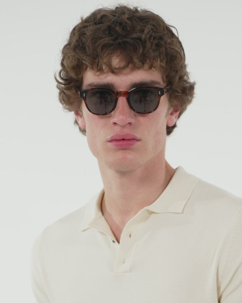 Spencer-sol-dark-turtle-solid-green-09